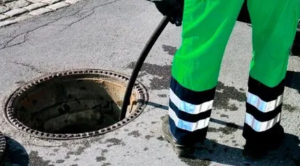 Limpieza interna de tuberías con sarro en Tijuana